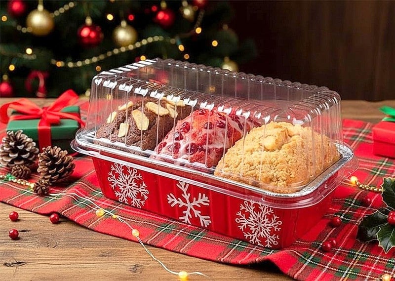 PACTOGO 2 lb. Disposable Red & Silver Holiday Christmas Snowflake Aluminum Foil Standard Size Loaf/Bread Baking Pans with Clear High Dome Lids (Pack of 6) - Image 3